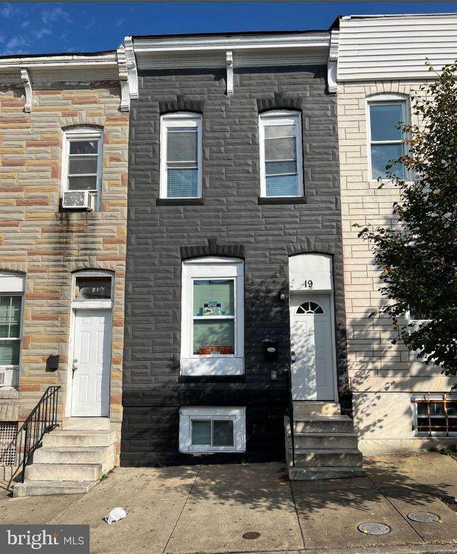 19 Clinton Street - Photo 1