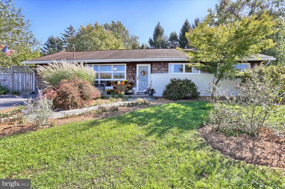 144 Spring Road - Photo 1