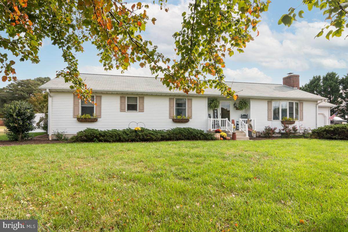 312 Country Place - Photo 1