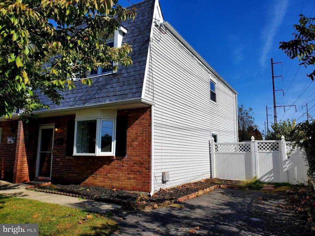 1123 Folsom Avenue - Photo 1