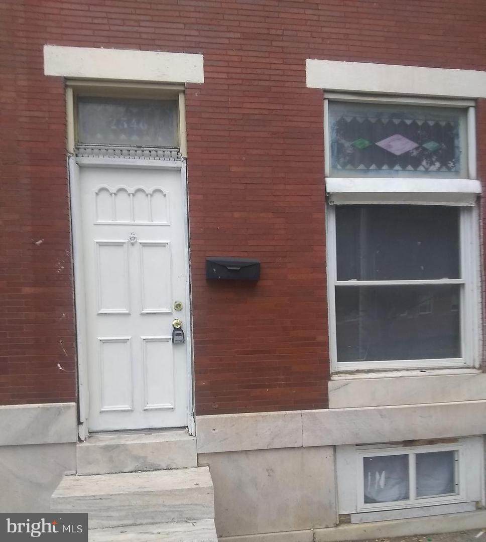 2546 Wilkens Avenue - Photo 1