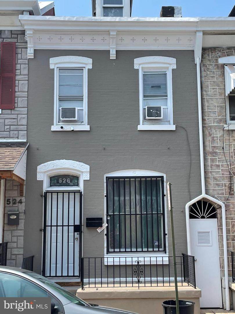 526 11TH Street - Photo 1