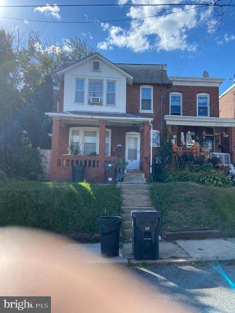 300 31ST Street - Photo 1