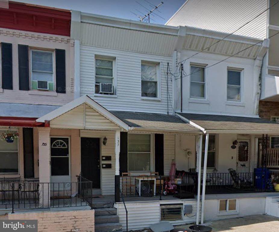 137 Sumac Street - Photo 1