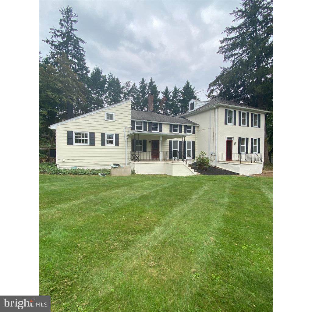 409 Baltimore Avenue - Photo 1