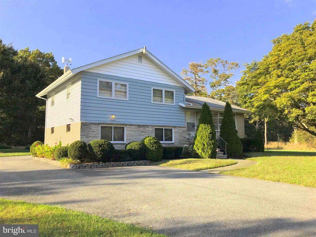 2557 Cologne Avenue - Photo 1