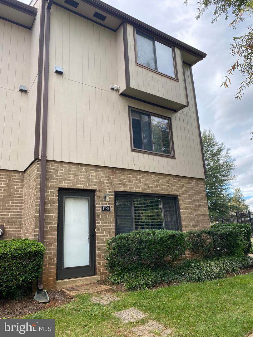 1789 Westwind - Photo 1