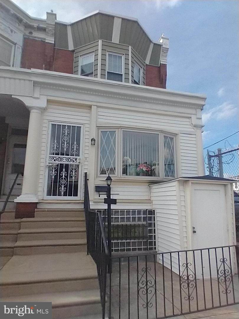 4844 5TH Street - Photo 1
