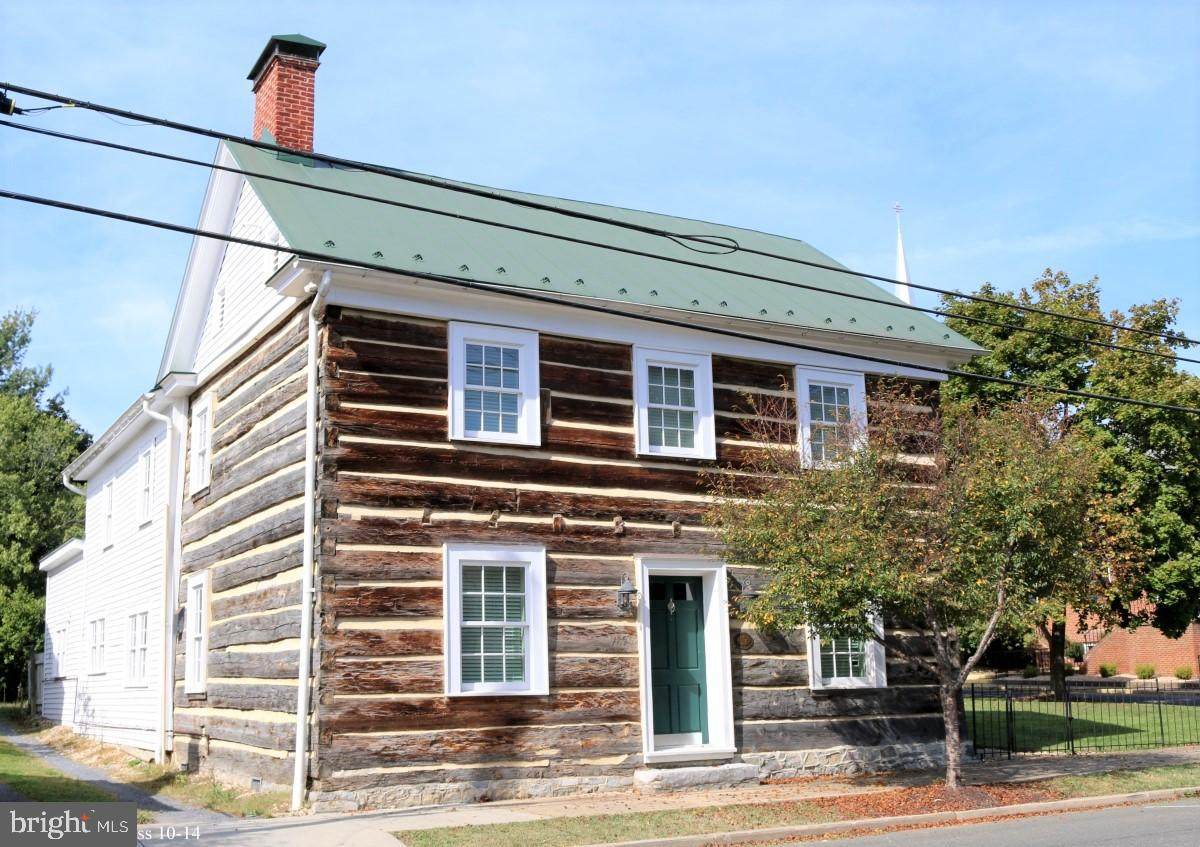 9295 Congress Street - Photo 1