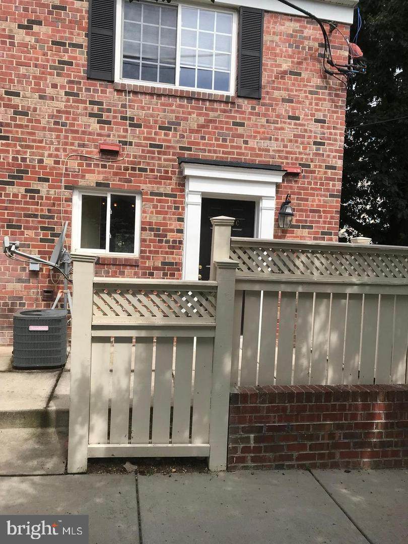 1505 Van Dorn Street - Photo 1