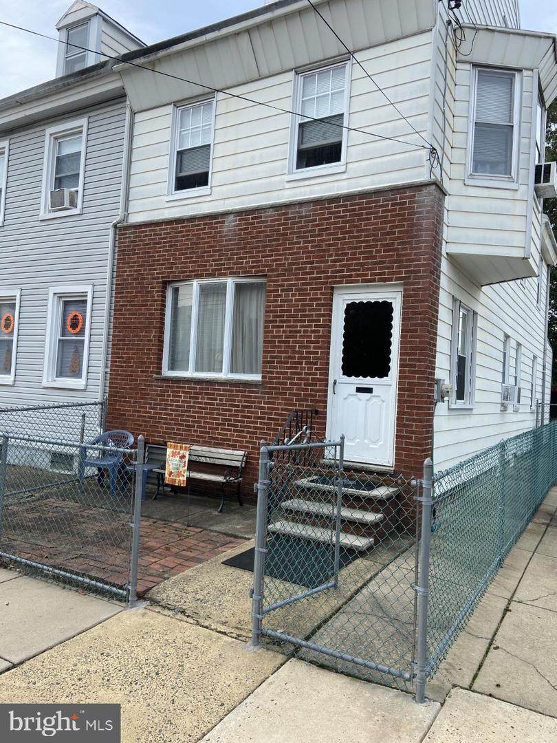 2816 Kirkbride Street - Photo 1