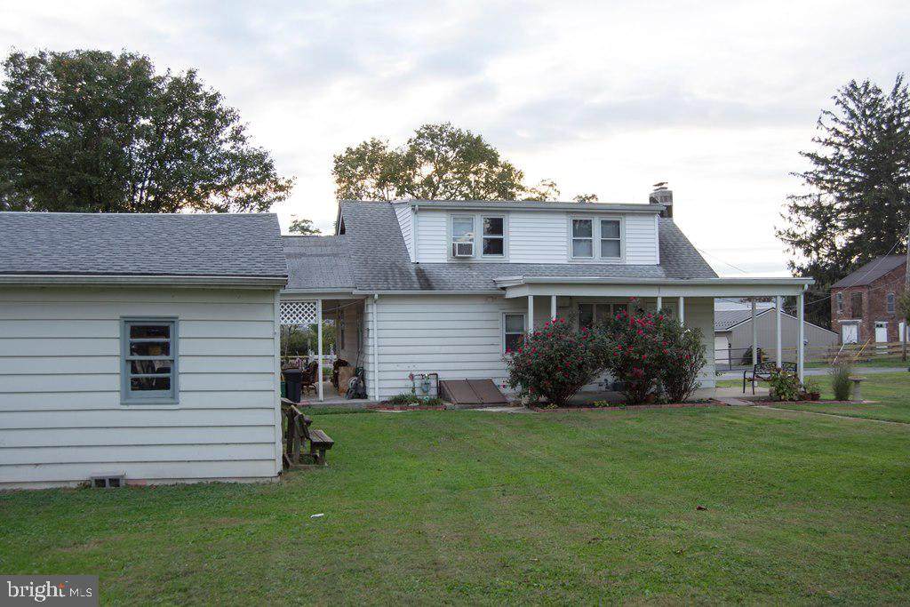 525 Franklin Street - Photo 1