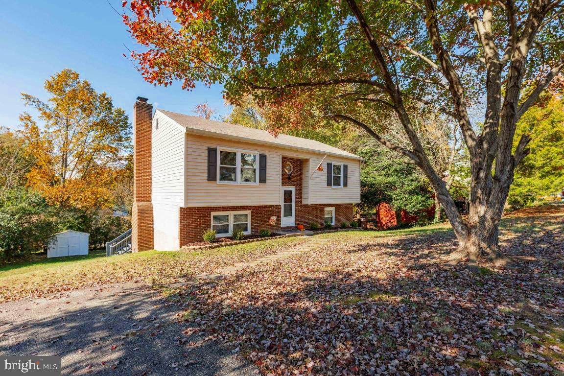 7022 Soulier Lane - Photo 1