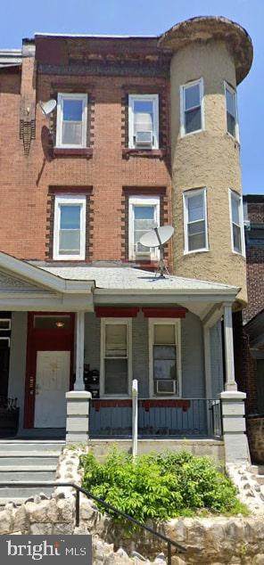 2031 Ontario Street - Photo 1