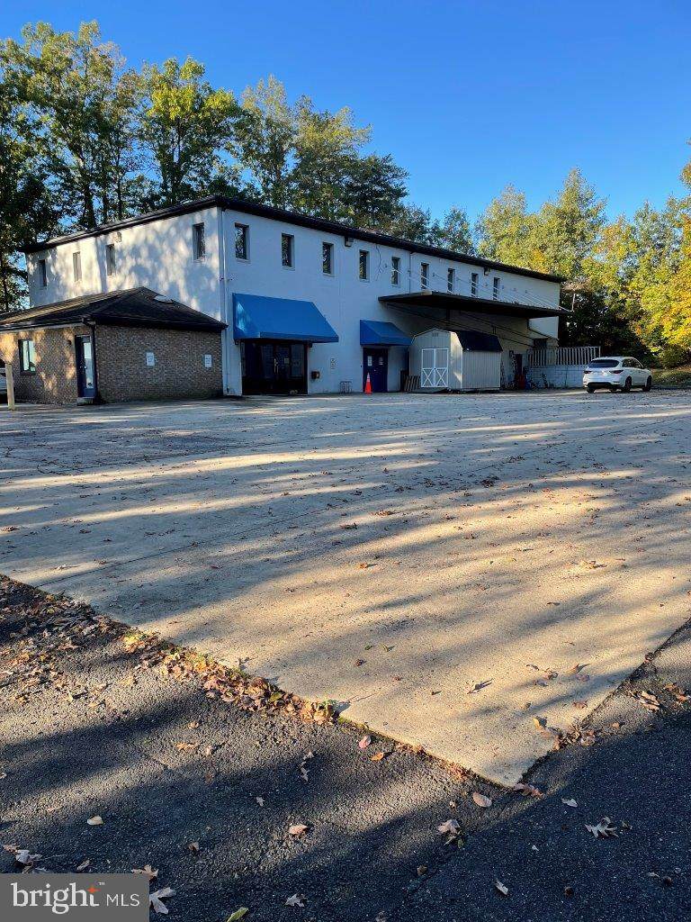 11090 Industrial Road - Photo 1
