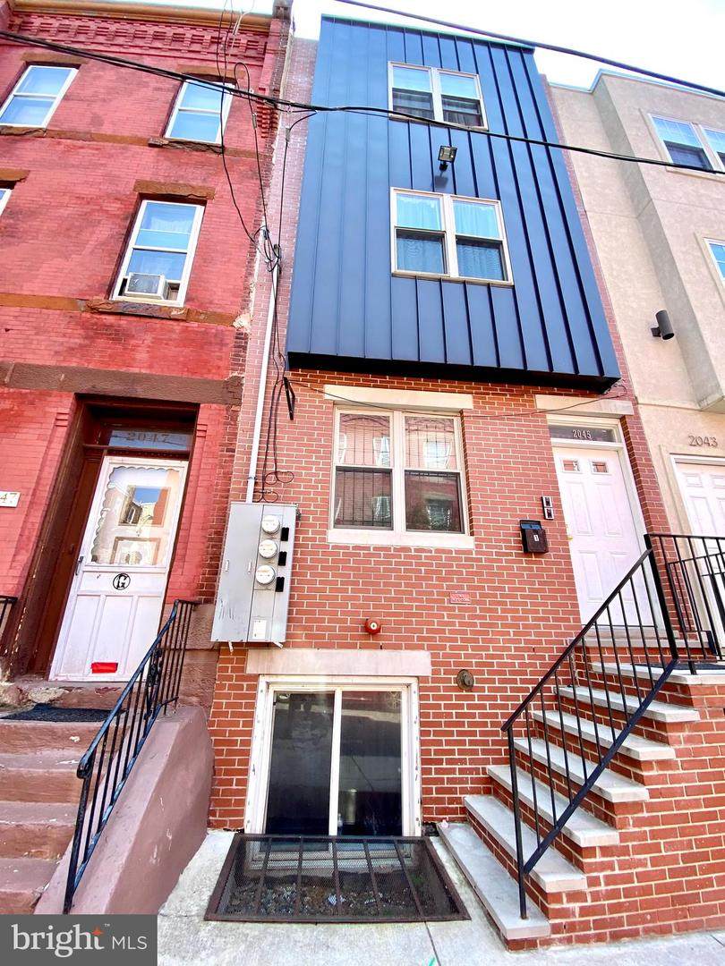 2045 Gratz Street - Photo 1