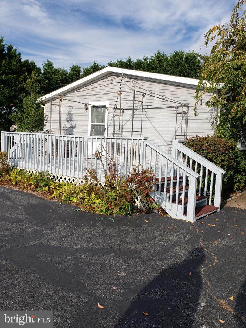 27603 Bristol Court - Photo 1