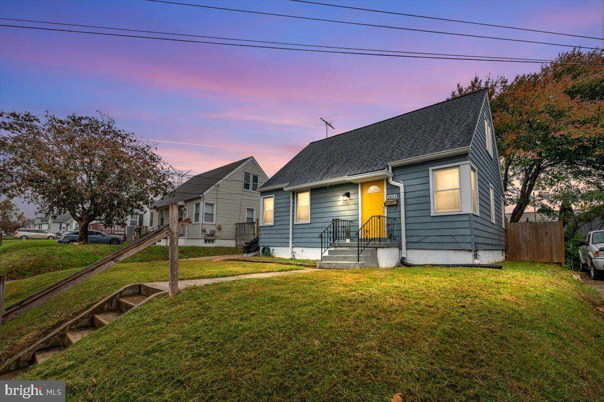 2824 Hoffman Avenue - Photo 1