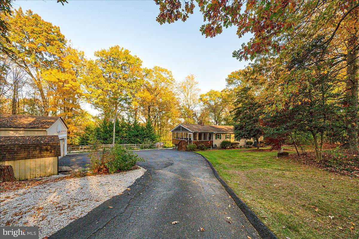 930 Parkey Road - Photo 1