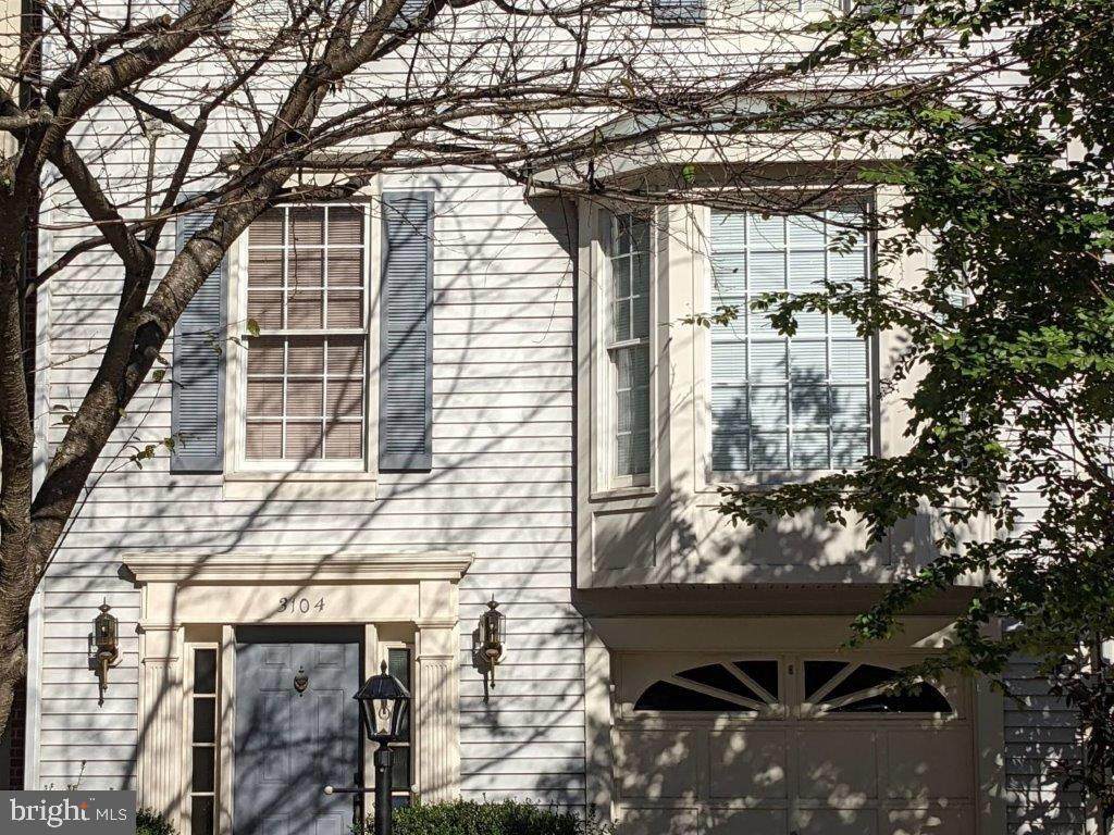 3104 Sutherland Hill Court - Photo 1