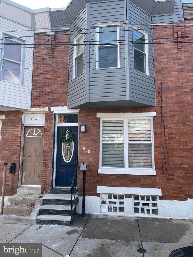 1858 Russell Street - Photo 1
