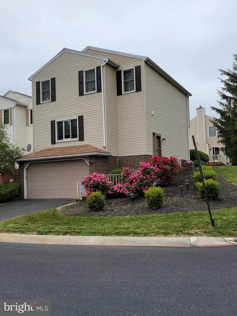 2201 Highland Circle - Photo 1