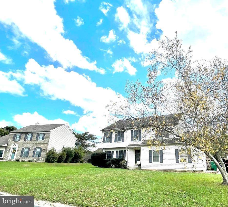 405 Falcon Drive - Photo 1
