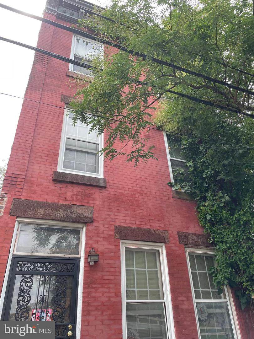 1918 Dauphin Street - Photo 1
