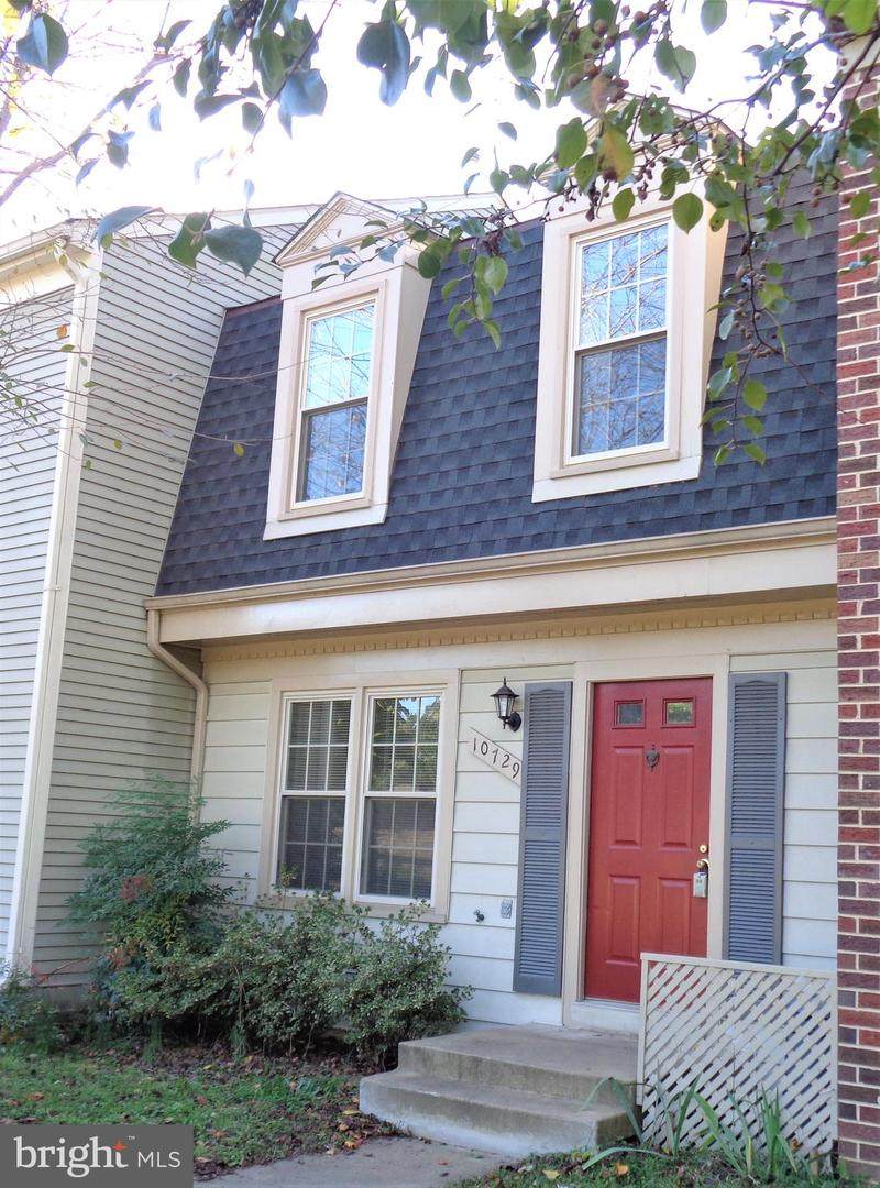 10729 Wakeman Drive - Photo 1