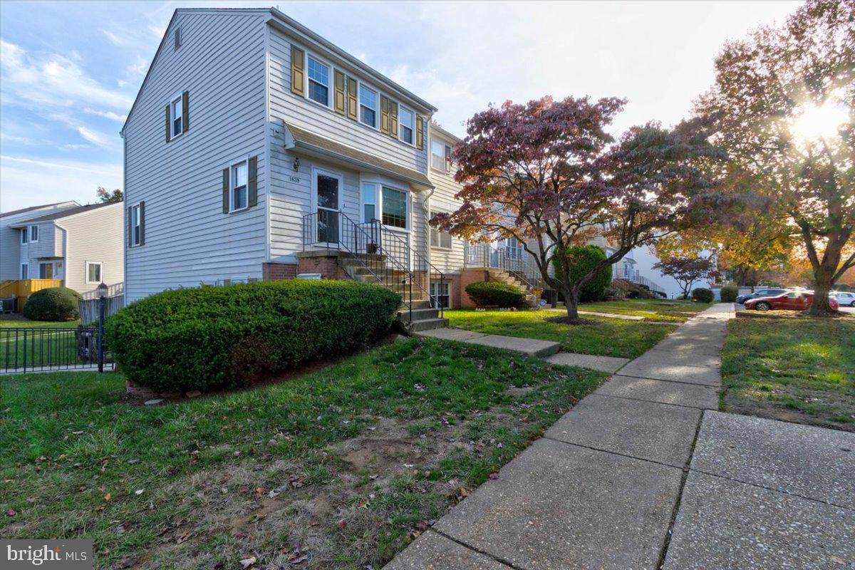 1639 Hart Court - Photo 1