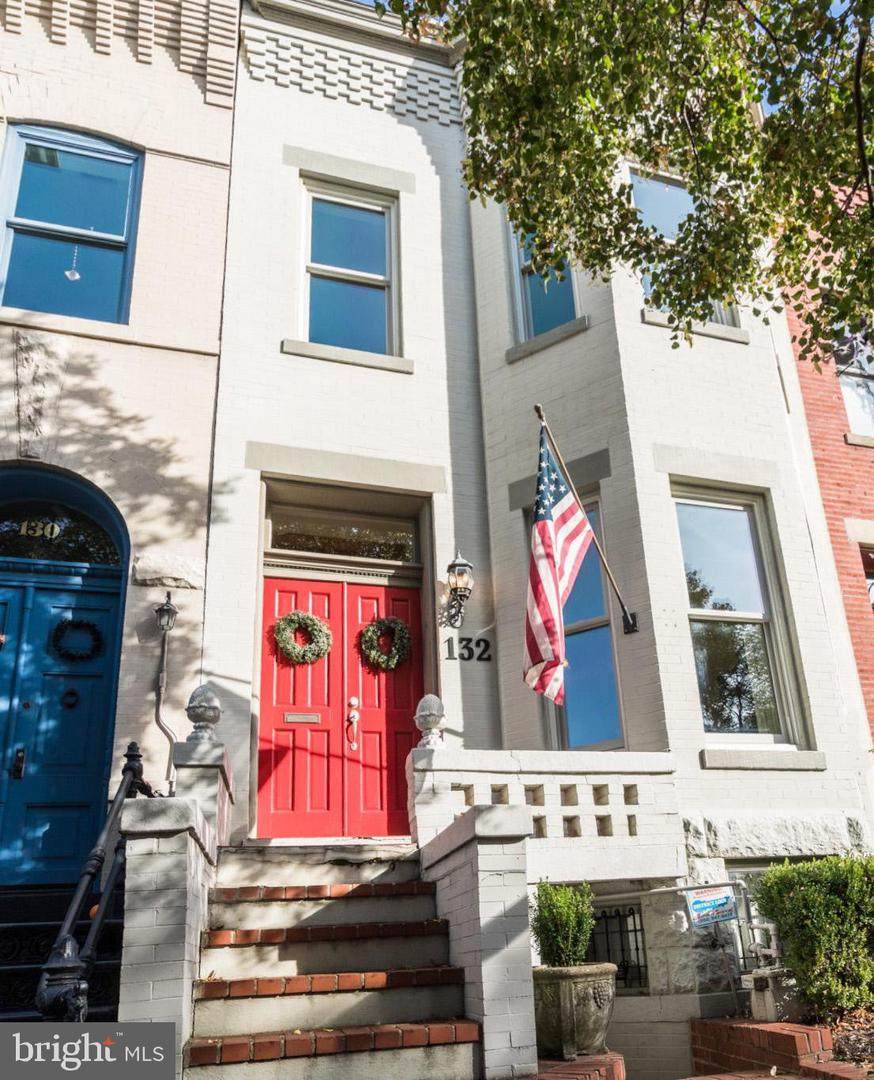 132 D Street - Photo 1