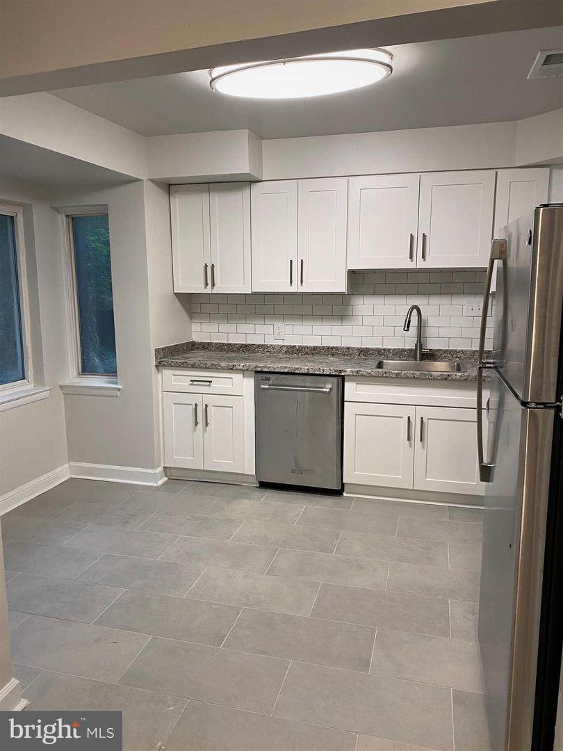 7109 Larrlyn Drive - Photo 1
