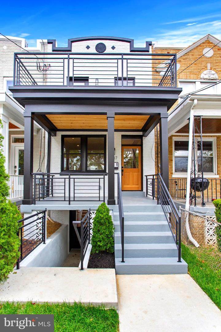 707 Hamilton Street - Photo 1