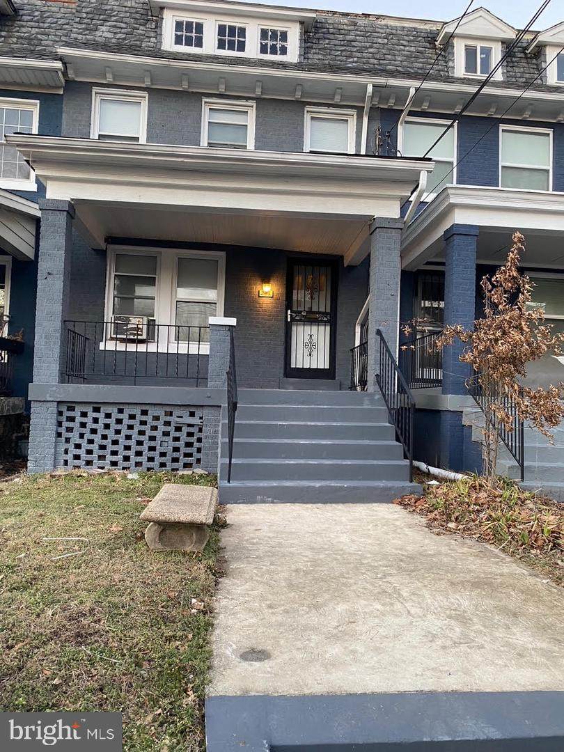 241 Longfellow Street - Photo 1