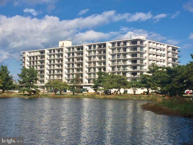 527 Boardwalk - Photo 1
