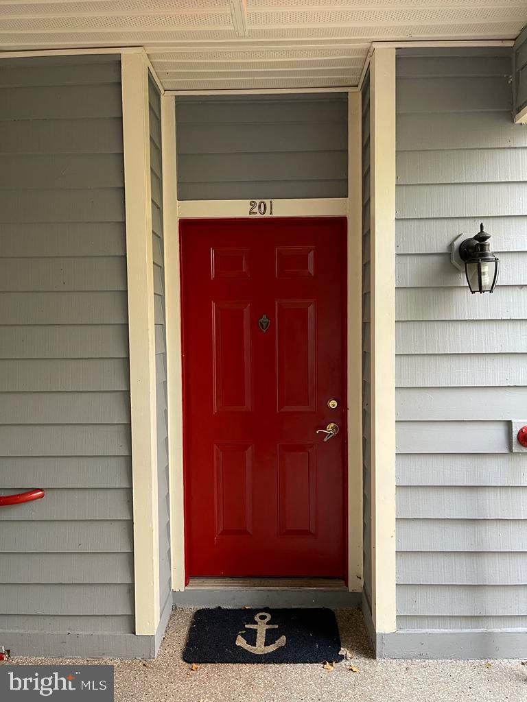 2704 Summerview Way - Photo 1
