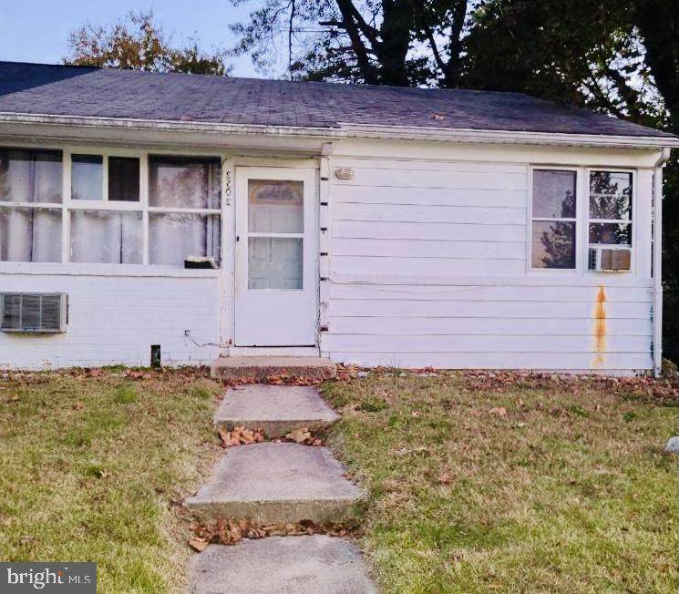 2302 Penbrook Circle - Photo 1