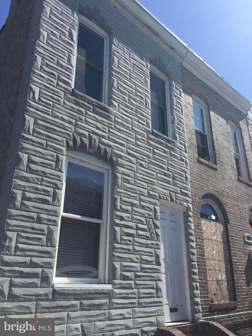 1327 Sargeant Street - Photo 1