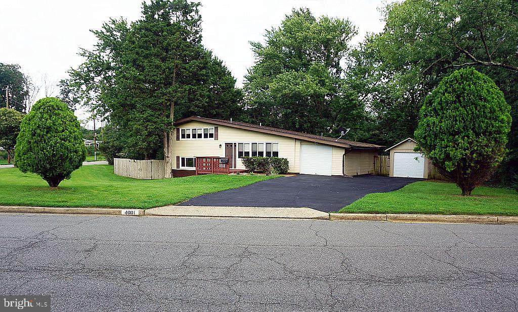 4001 Ivanhoe Lane - Photo 1