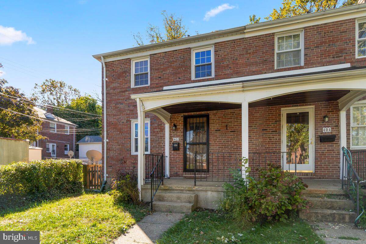 402 Westshire Dr - Photo 1