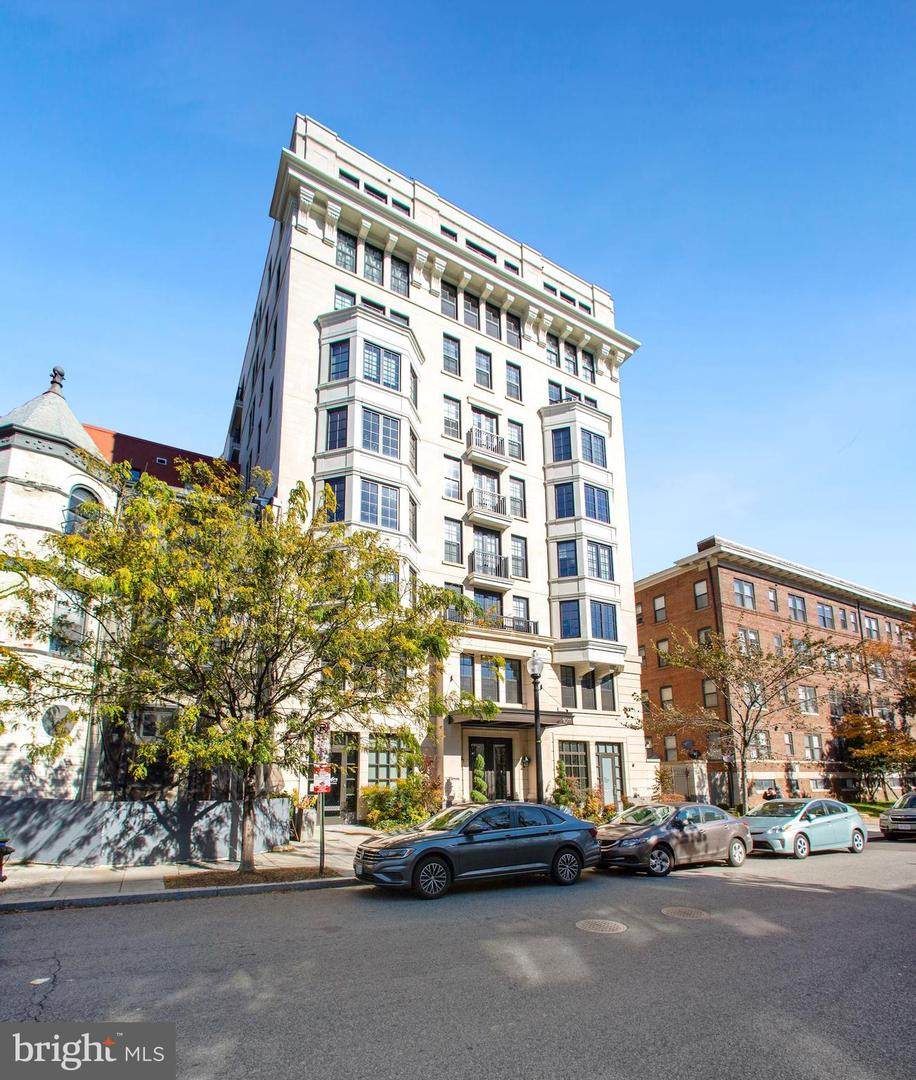 1011 M Street - Photo 1