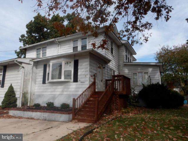 219 Monument Avenue - Photo 1