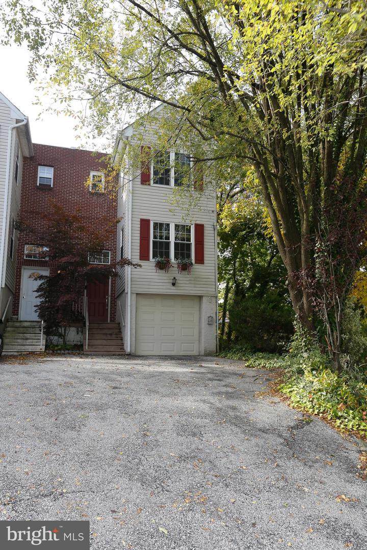 6826 Lawnton Street - Photo 1