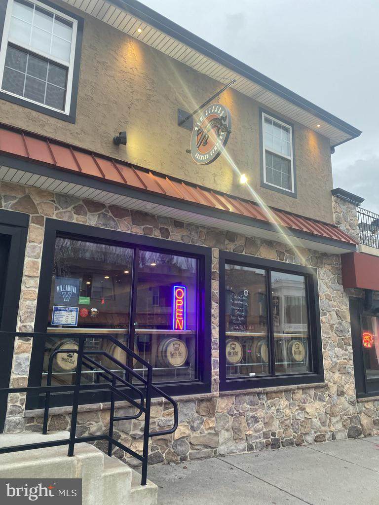 1000-1004 Lancaster Avenue - Photo 1
