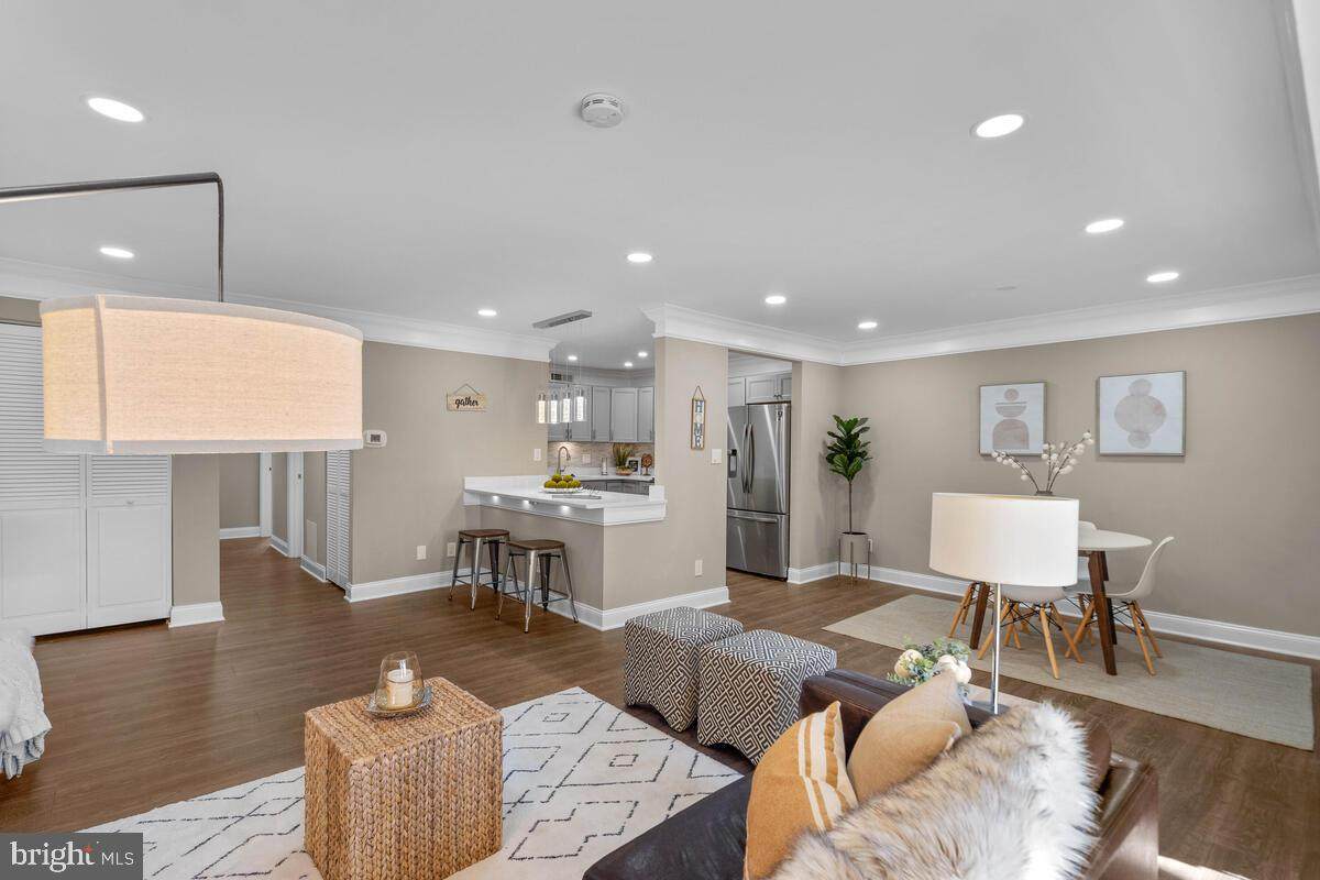 6 Monroe Street - Photo 1