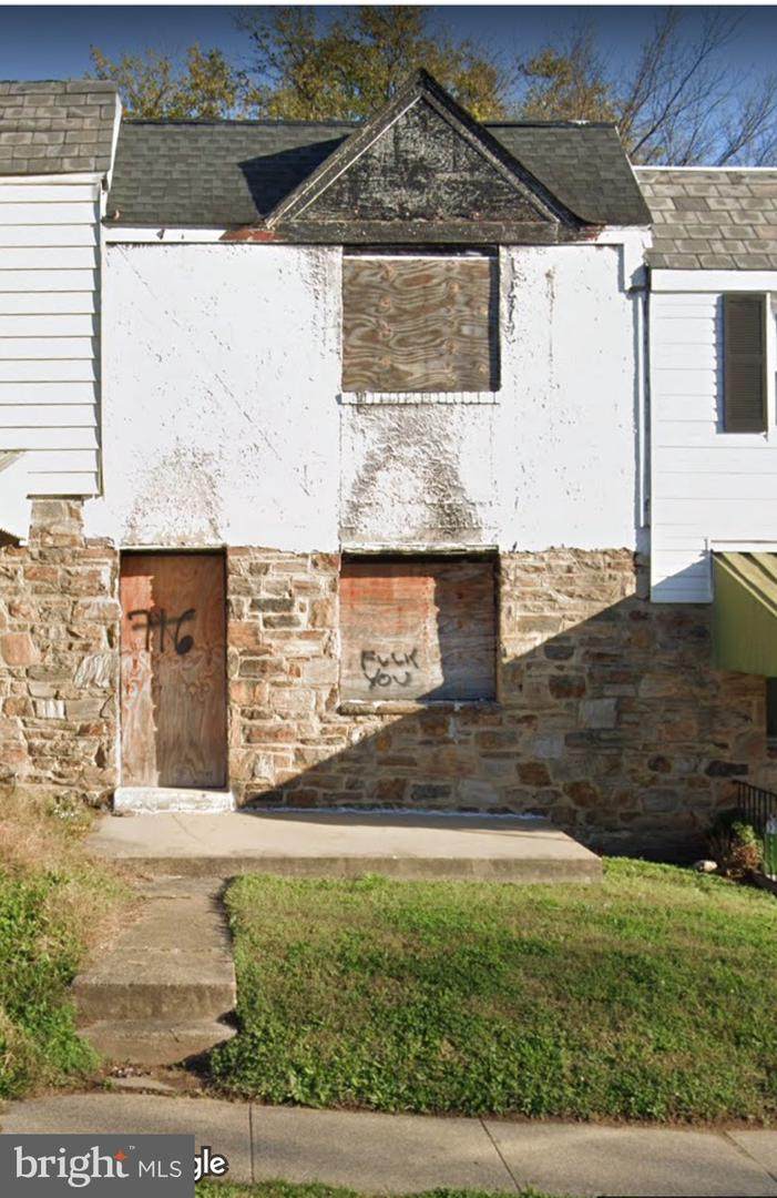 716 Pontiac Avenue - Photo 1