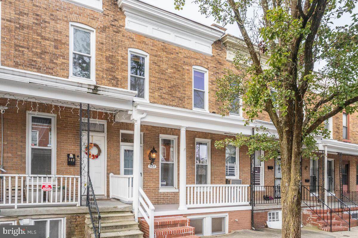 507 35TH Street - Photo 1