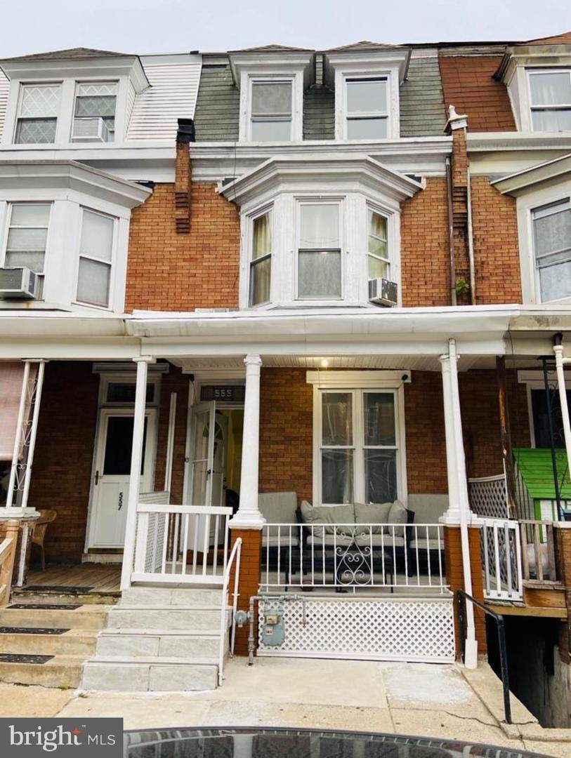 555 Front Street - Photo 1