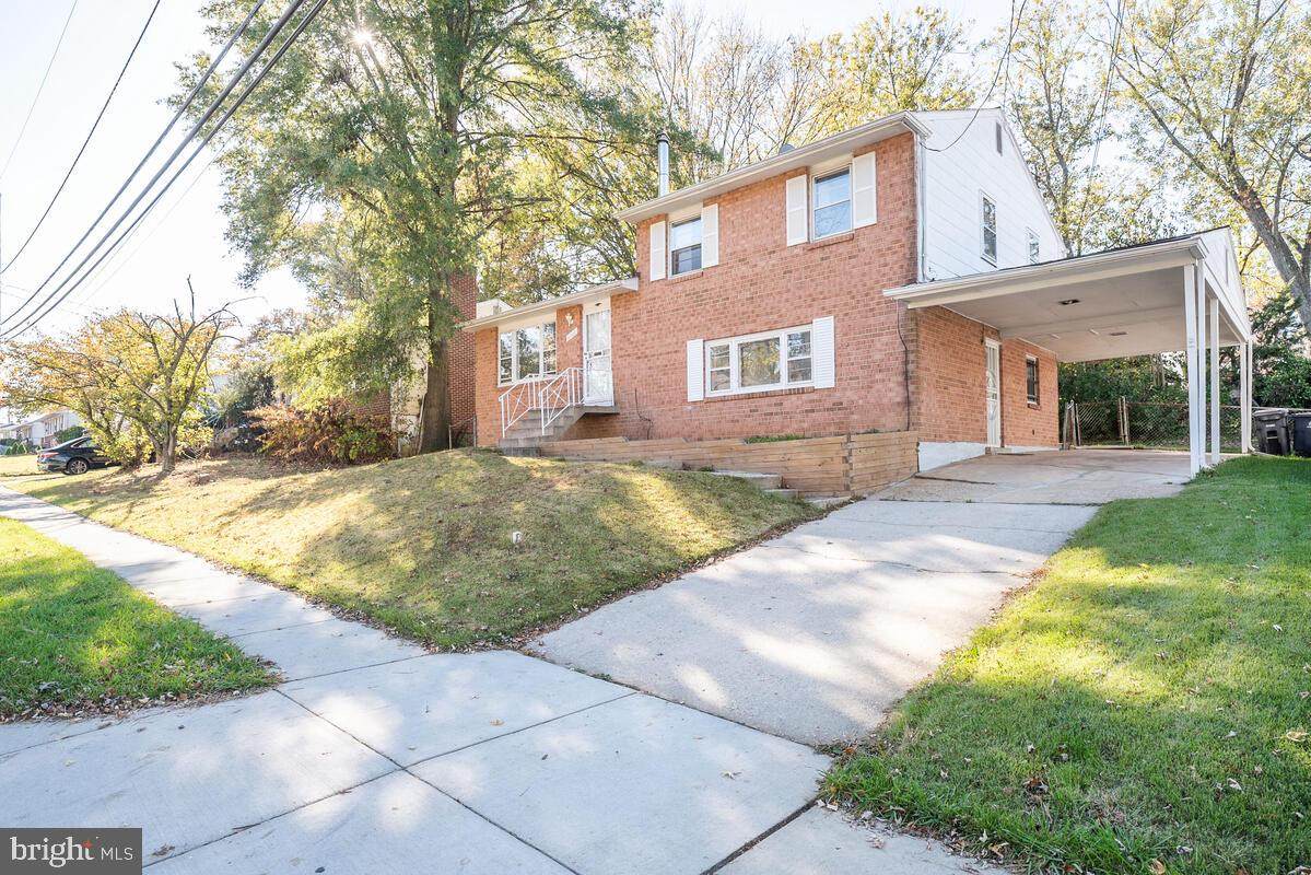 6722 Lamont Drive - Photo 1