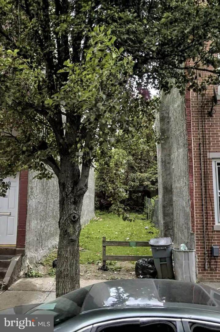 2117 8TH Street - Photo 1